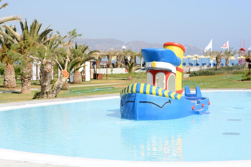 Santa Marina Beach Gazi Exterior photo