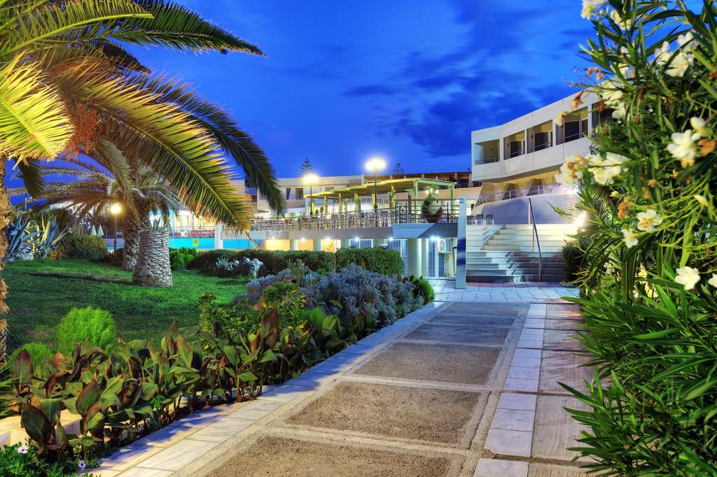 Santa Marina Beach Gazi Exterior photo
